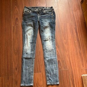 Miss me Jeans size 28. Only Worn once, if at all. Perfect condition.